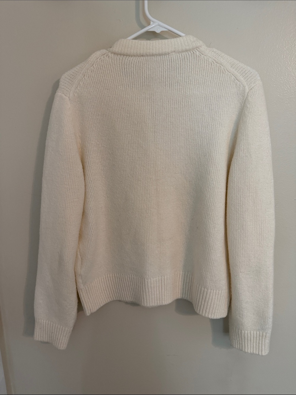Abercrombie & Fitch Cream Button-Front Ribbed Cardigan - Picture 4 of 4